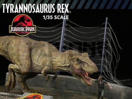 Jurassic Park T-Rex 1/35 Plastic Model Kit
