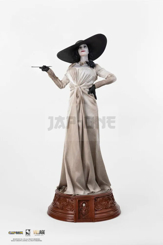 Resident Evil Village - Lady Dimitrescu 1/4 Scale Statue Resident Evil Village - Lady Dimitrescu 1/4 Scale Statue