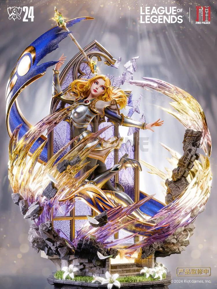 League Of Legends Figure Lux 42 Cm