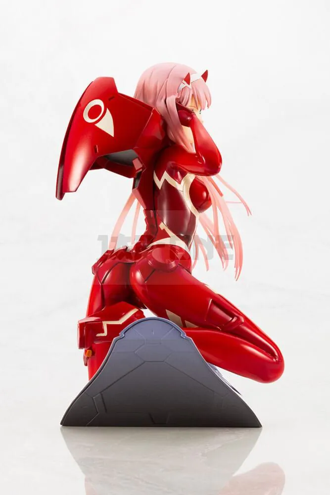 Darling In The Franxx Figure Pvc 1/7 Zero Two 17 Cm