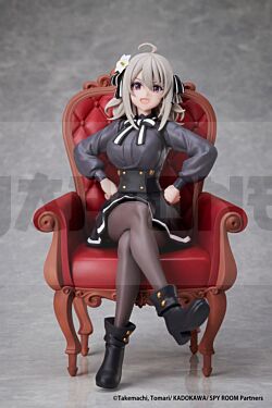 Spy Classroom Figur Pvc 1/7 Lily 20 Cm