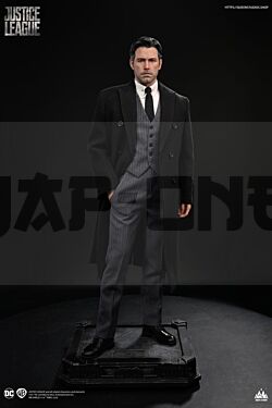 qs-justiceleaguebrucewayne